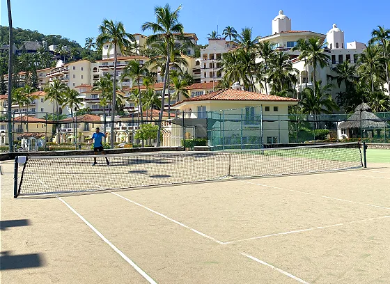 Cancha de Tenis Grand Isla Navidad Resort