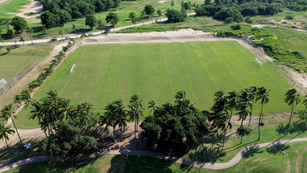 Eventos Deportivos Canchas de Futbol Grand Isla Naidad Resort